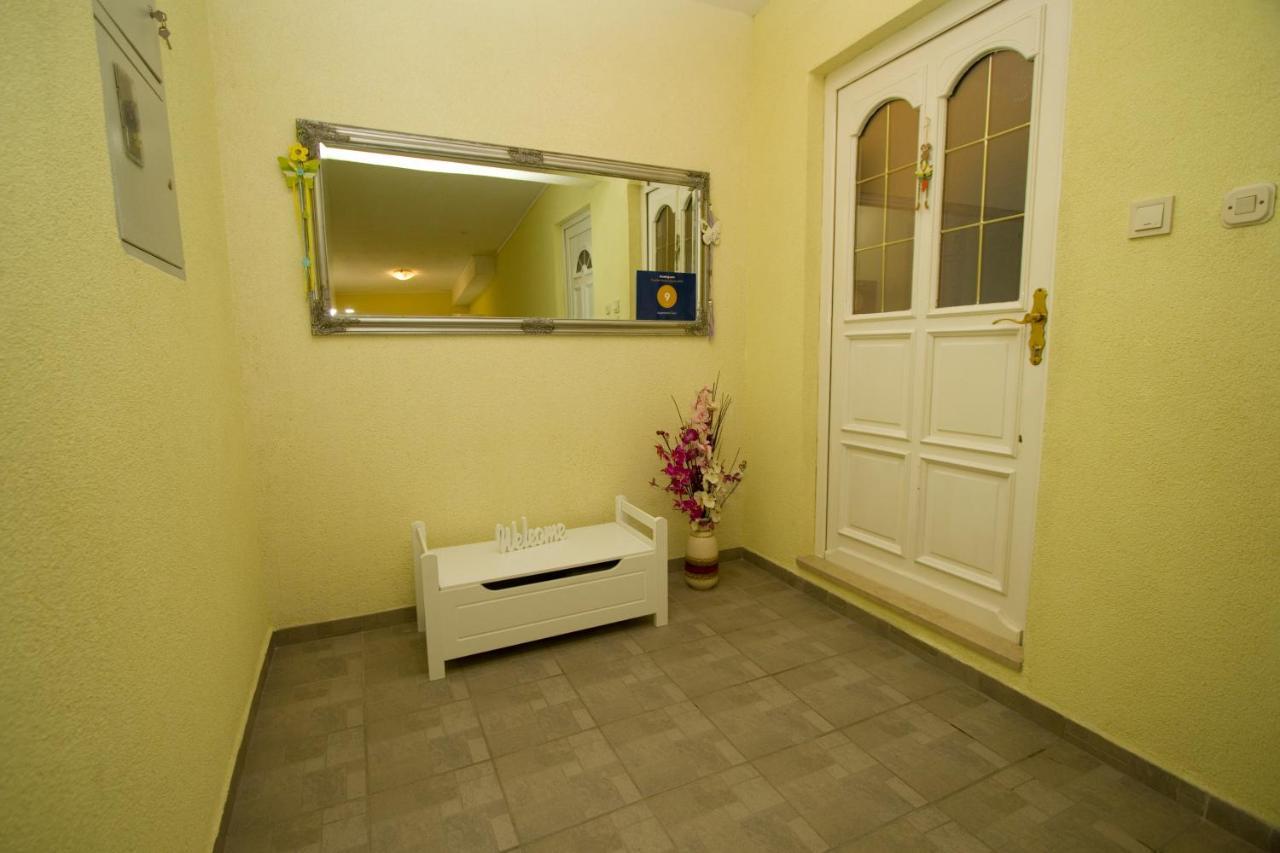 Apartment Toni Makarska Exterior photo