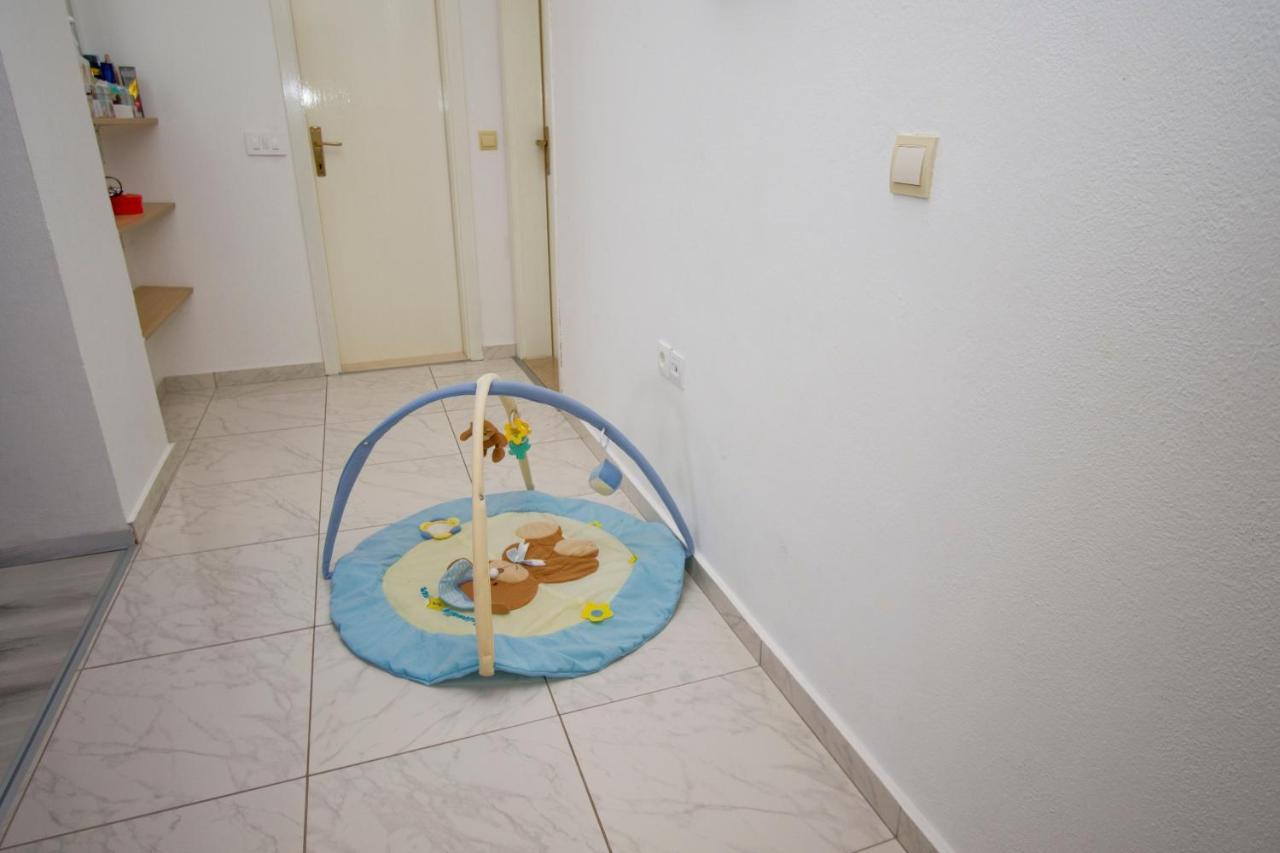 Apartment Toni Makarska Exterior photo