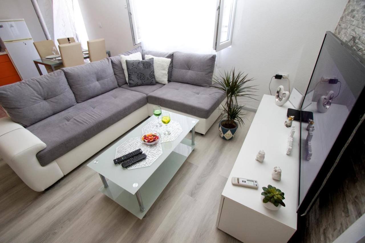 Apartment Toni Makarska Exterior photo