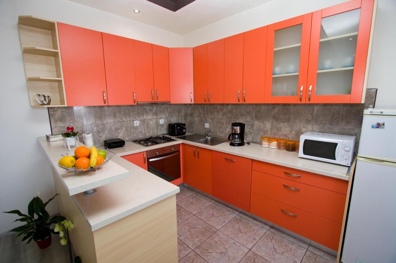 Apartment Toni Makarska Exterior photo