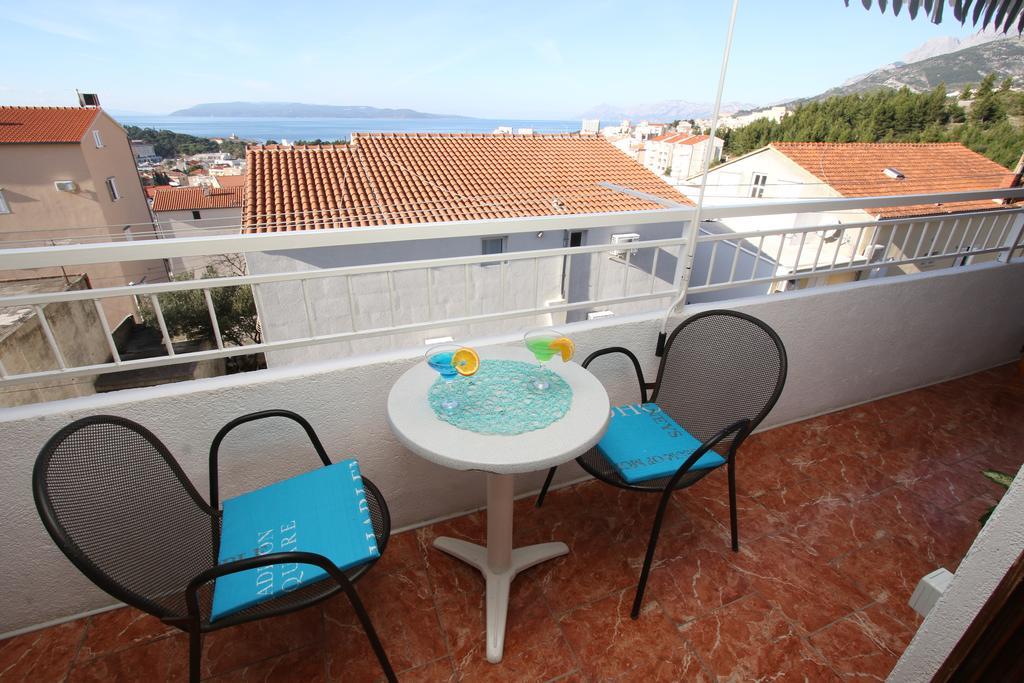 Apartment Toni Makarska Exterior photo